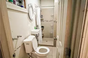 202 W 86th Pl, Los Angeles, CA 90003 - Photo 6