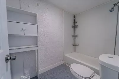 21215 Multnomah Road, Apple Valley, CA 92308 - Photo 20