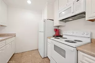 933 N Cedar St, Inglewood, CA 90302 - Photo 12