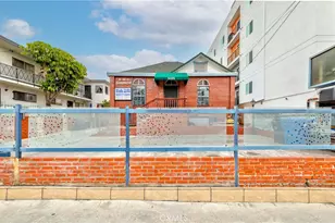 1025 S Catalina St, Los Angeles, CA 90006 - Photo 1