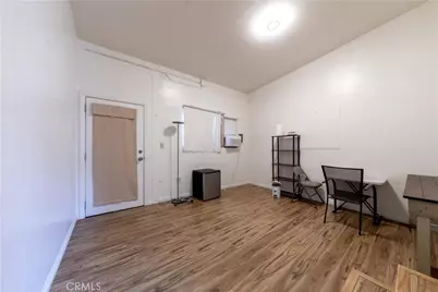 1025 S Catalina Street, Los Angeles, CA 90006 - Photo 26