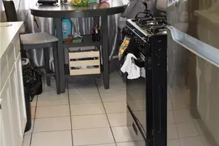 531 S Hillview Ave, Los Angeles, CA 90022 - Photo 36