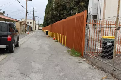 531 S Hillview Avenue, Los Angeles, CA 90022 - Photo 58