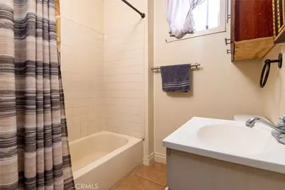 126 E 95th Street, Los Angeles, CA 90003 - Photo 12