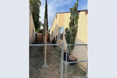 710 N Chester Avenue, Bakersfield, CA 93308 - Photo 18