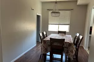 5825 Sky Lakes Ave, Bakersfield, CA 93313 - Photo 8
