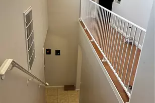 5825 Sky Lakes Ave, Bakersfield, CA 93313 - Photo 12