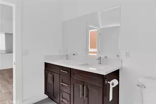 7419 N Mia Ln, Van Nuys, CA 91405 - Photo 26