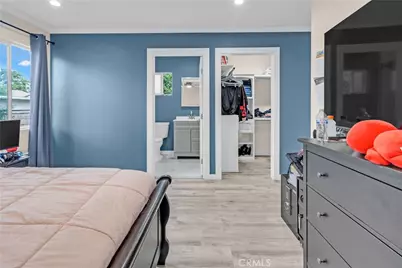 7745 Radford Ave, Los Angeles, CA 91605 - Photo 10