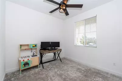 554 Cumberland Road, Rialto, CA 92377 - Photo 20