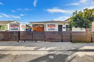 522 W Cherry St, Compton, CA 90222 - Photo 2