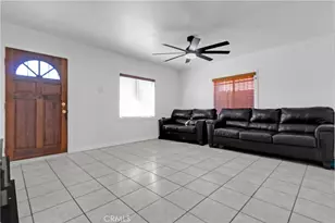 8810 Menlo Ave, Los Angeles, CA 90044 - Photo 6