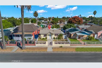 8810 Menlo Avenue, Los Angeles, CA 90044 - Photo 4