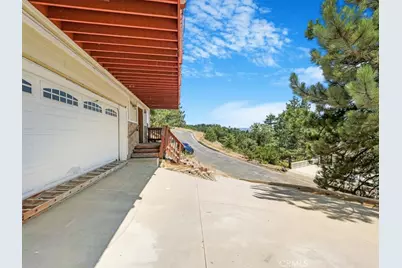 30134 Enchanted Way, Running Springs, CA 92382 - Photo 18