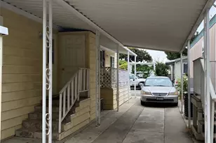 8600 Contreras, Paramount, CA 90723 - Photo 4