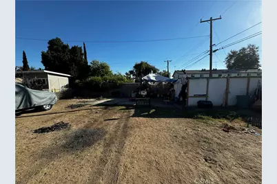 229 E 25th Street, San Bernardino, CA 92404 - Photo 18