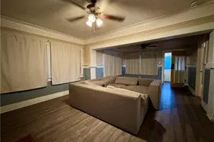 214 E 56th St, Los Angeles, CA 90011 - Photo 4