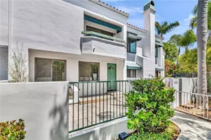 19562 Pompano Ln, Huntington Beach, CA 92648 - Photo 2