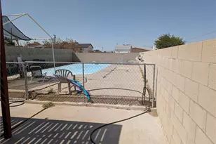 11598 Peach Ave, Hesperia, CA 92345 - Photo 16