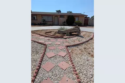 11598 Peach Avenue, Hesperia, CA 92345 - Photo 4