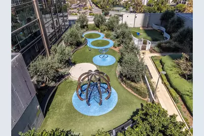 877 Francisco Street #819, Los Angeles, CA 90017 - Photo 46