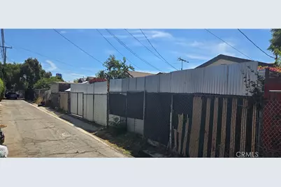 2459 E 111th Street, Los Angeles, CA 90059 - Photo 22