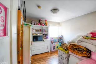 15058 Friar St, Van Nuys, CA 91411 - Photo 10