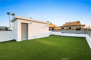 10857 Morrison St, North Hollywood, CA 91601 - Photo 46