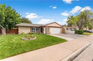 44202 E 4th St, Lancaster, CA 93535 - Photo 1