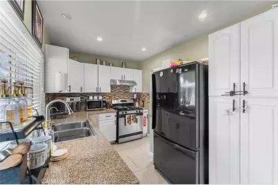 44202 E 4th Street, Lancaster, CA 93535 - Photo 16