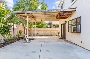 1129 Dahlia Way, Torrance, CA 90502 - Photo 32