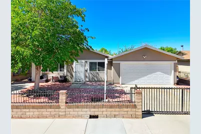 43327 Echard Avenue, Lancaster, CA 93536 - Photo 2