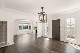 1373 S Orange Dr, Los Angeles, CA 90019 - Photo 10