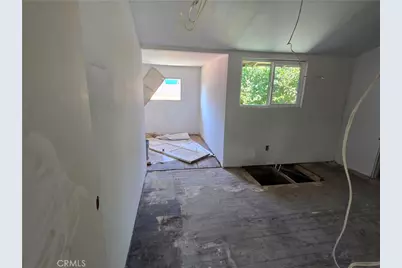 8669 San Gabriel Avenue, South Gate, CA 90280 - Photo 6