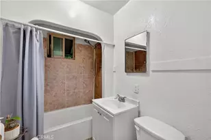 1008 E 74th St, Los Angeles, CA 90001 - Photo 10