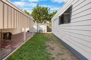 19127 Pioneer Blvd, Artesia, CA 90701 - Photo 28