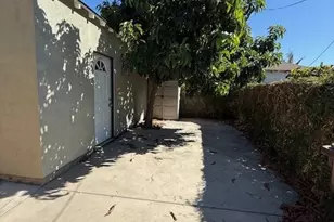 836 W Cedar, Compton, CA 90220 - Photo 22