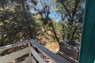 33415 Cedar Dr, Running Springs, CA 92382 - Photo 6