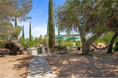 11676 11676 Acanthus, Phelan, CA 92371 - Photo 30