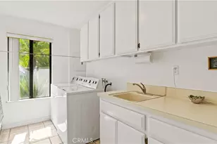 17850 Vista Del Lago Dr, Riverside, CA 92503 - Photo 14