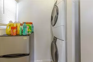 8110 S Halldale Ave, Los Angeles, CA 90047 - Photo 18