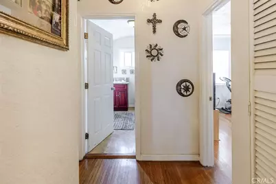 8110 S Halldale Avenue, Los Angeles, CA 90047 - Photo 12