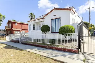 8110 S Halldale Ave, Los Angeles, CA 90047 - Photo 4