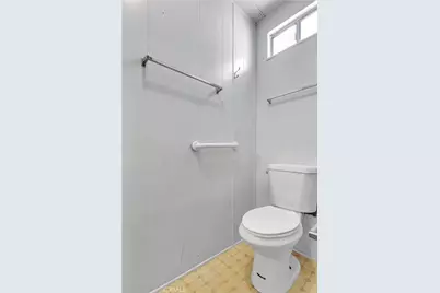 301 E Foothill Boulevard #34, Pomona, CA 91767 - Photo 14