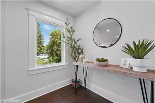 2111 S Bronson Ave, Los Angeles, CA 90018 - Photo 24