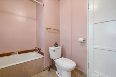 5951 S Van Ness, Los Angeles, CA 90047 - Photo 22