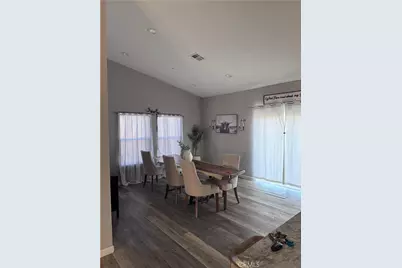 11843 Ivy, Hesperia, CA 92345 - Photo 2