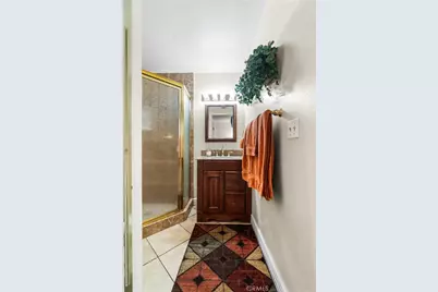 5950 Imperial Hwy Unit 35, South Gate, CA 90280 - Photo 6