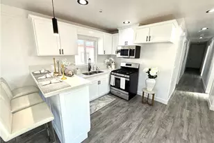 10816 Willowbrook, Los Angeles, CA 90059 - Photo 6