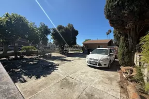 4345 E Queensdale, Compton, CA 90221 - Photo 4